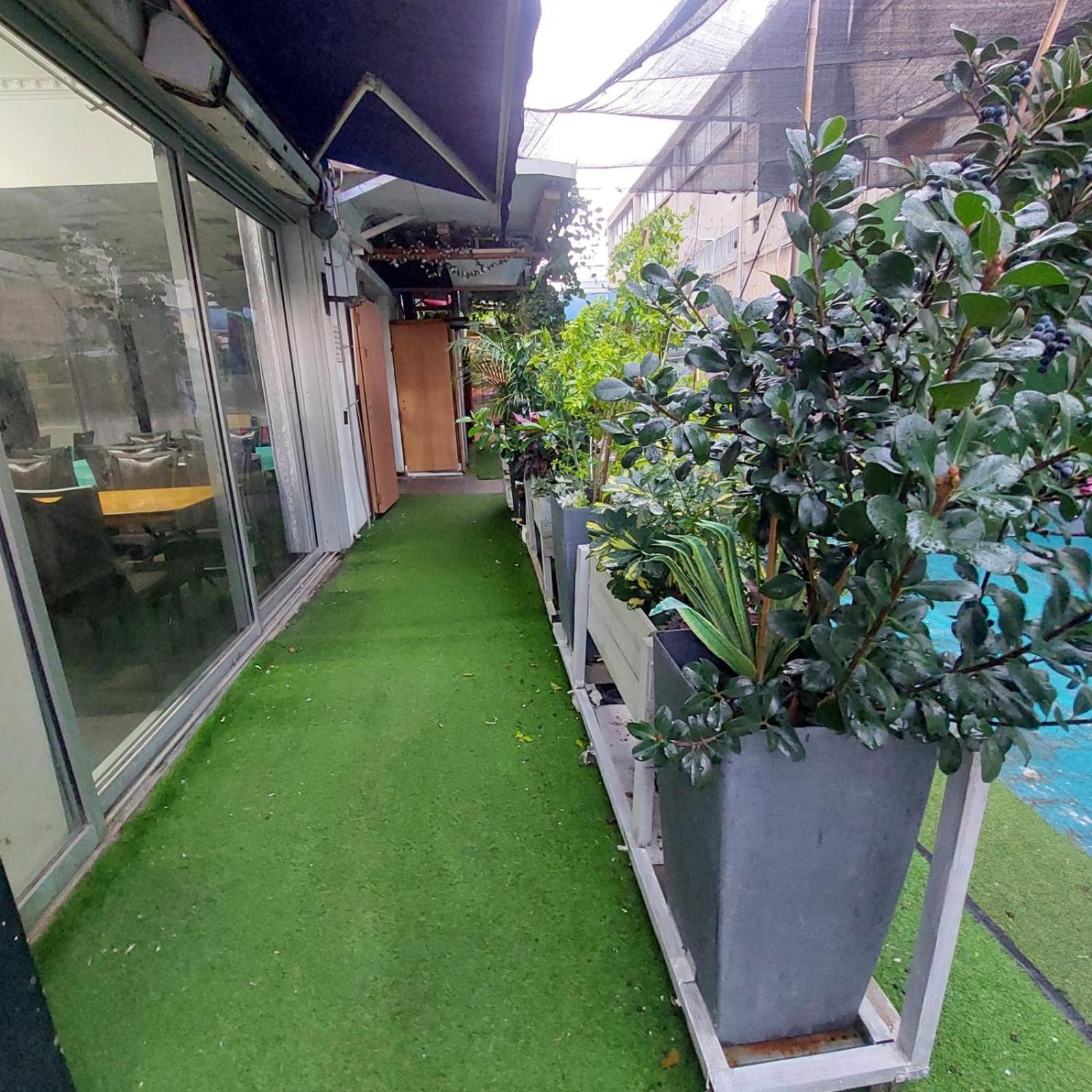 Star Guest- House Hotel Or Yehuda Exterior photo