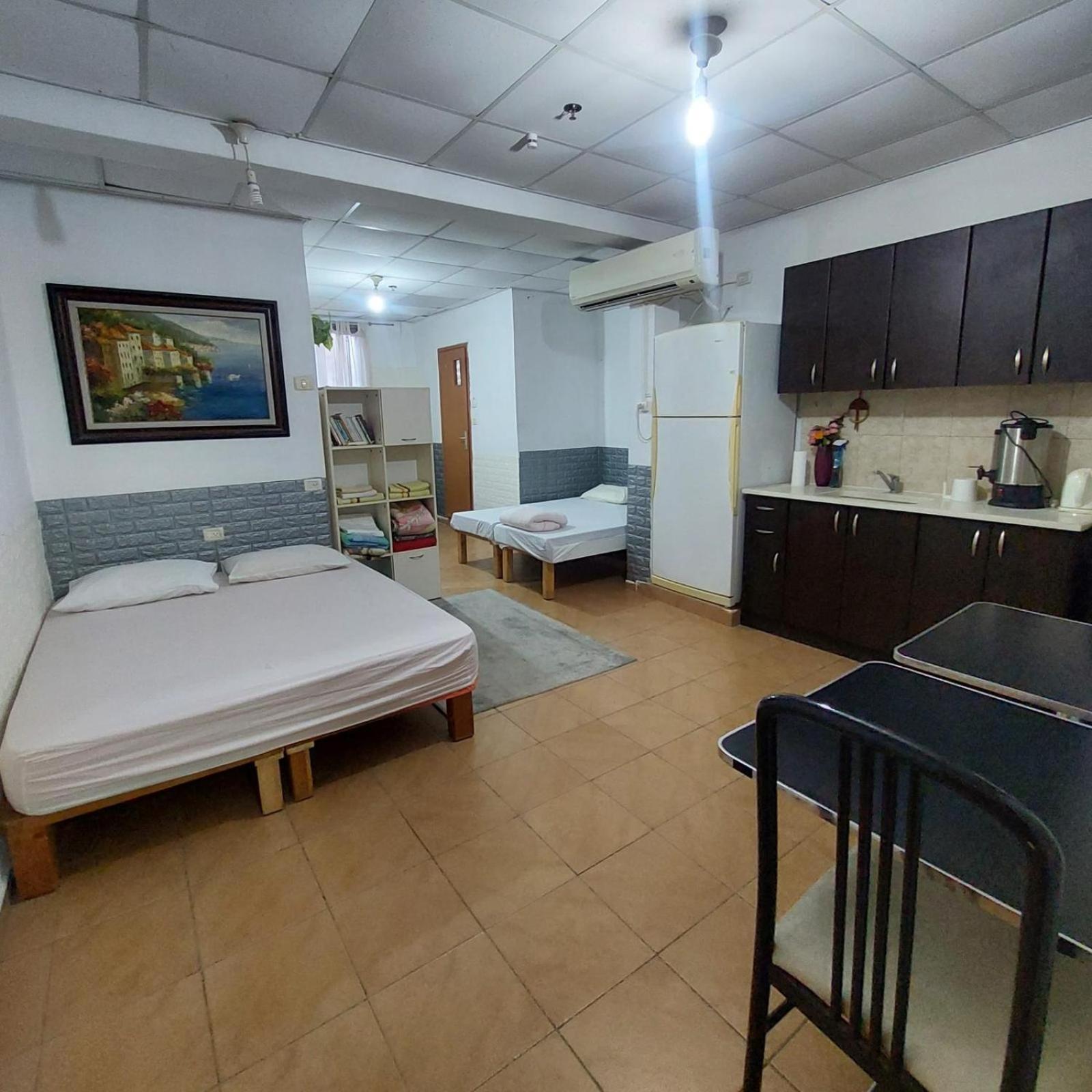 Star Guest- House Hotel Or Yehuda Exterior photo