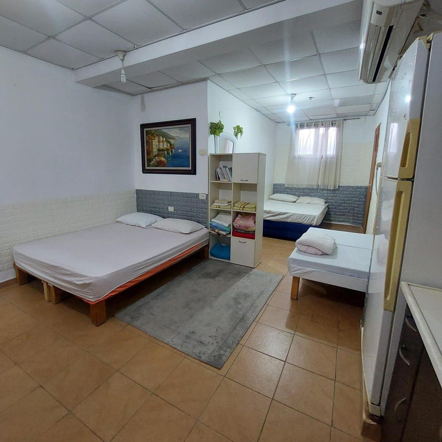 Star Guest- House Hotel Or Yehuda Exterior photo